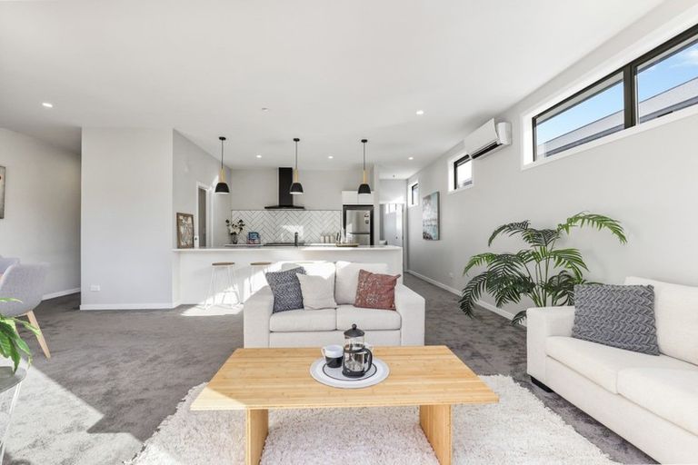 Photo of property in 27a Shrule Place, Huntington, Hamilton, 3210