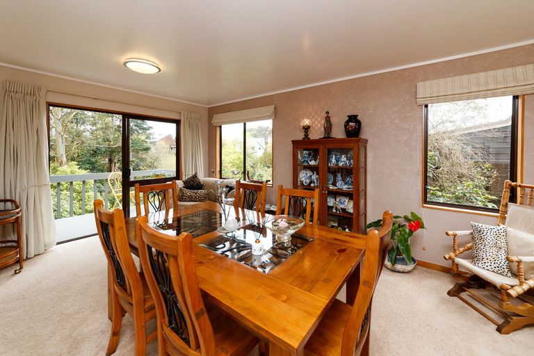 Photo of property in 126 Atawhai Road, Fitzherbert, Palmerston North, 4410