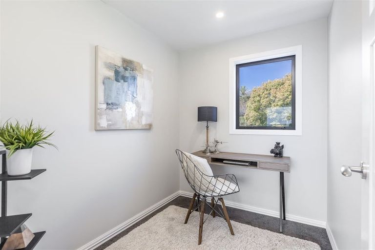 Photo of property in 25 Rothesay Bay Road, Rothesay Bay, Auckland, 0630