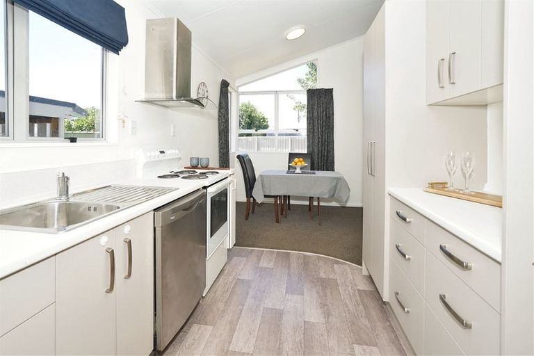 Photo of property in 4 Elmwood Crescent, Pukete, Hamilton, 3200