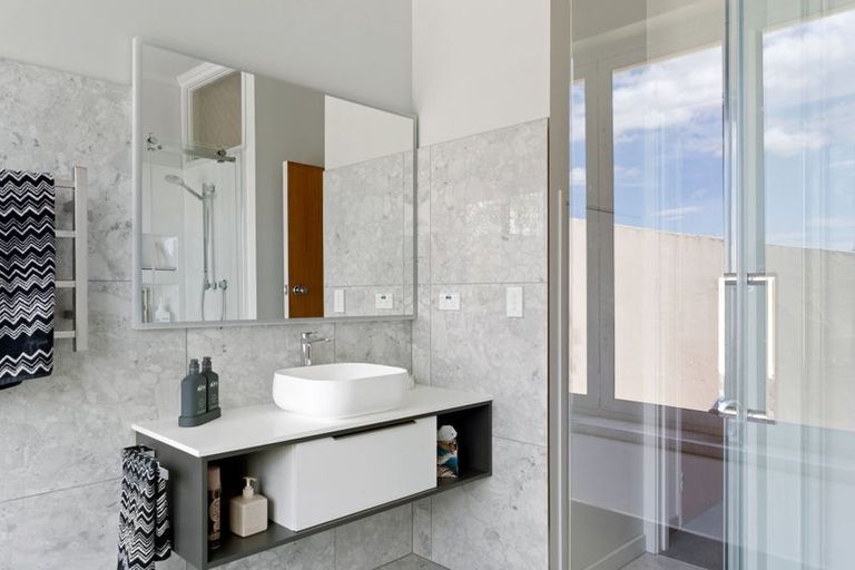 Photo of property in 33 Caesar Road, Ormond, Gisborne, 4071