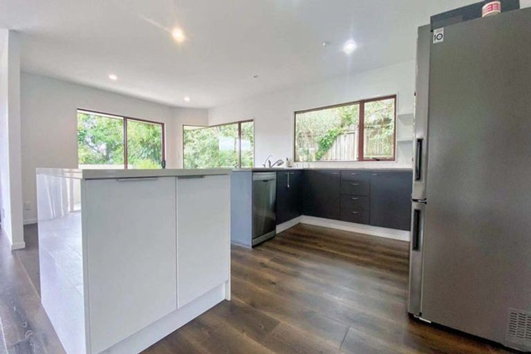 Photo of property in 11b Langana Avenue, Browns Bay, Auckland, 0630