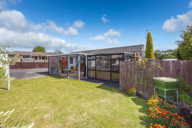 Photo of property in 13 Cromwell Drive, Fitzroy, Hamilton, 3206