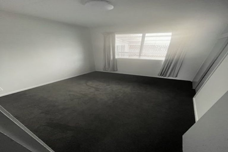 Photo of property in 3 Patterson Grove, Waikanae, 5036