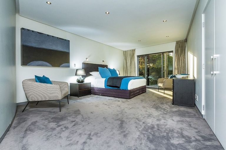 Photo of property in 39 Kitchener Road, Takapuna, Auckland, 0620