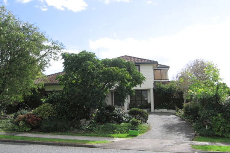 Photo of property in 27 Palmyra Way, Half Moon Bay, Auckland, 2012