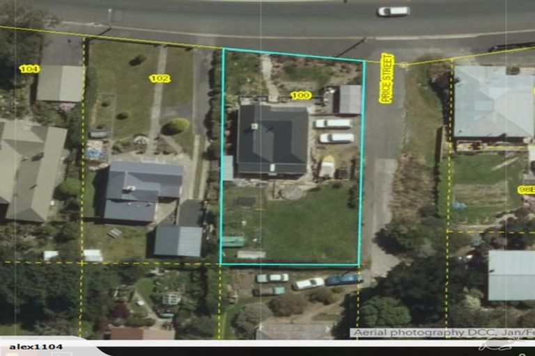 Photo of property in 100 Main South Road, Green Island, Dunedin, 9018