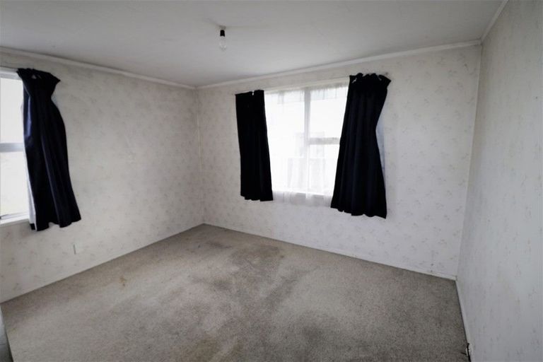 Photo of property in 21 Cross Street, Castlecliff, Whanganui, 4501