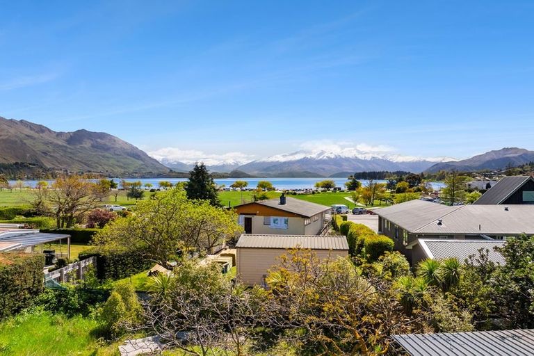 Photo of property in 93 Upton Street, Wanaka, 9305