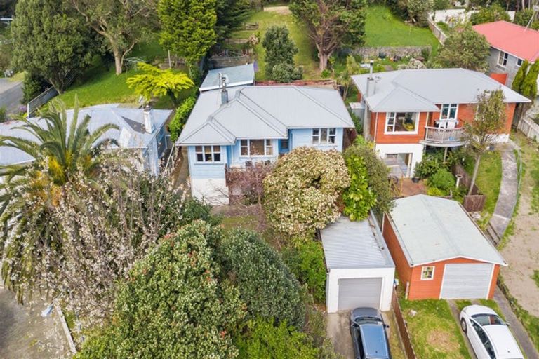 Photo of property in 22 Tarawa Street, Paekakariki, 5034