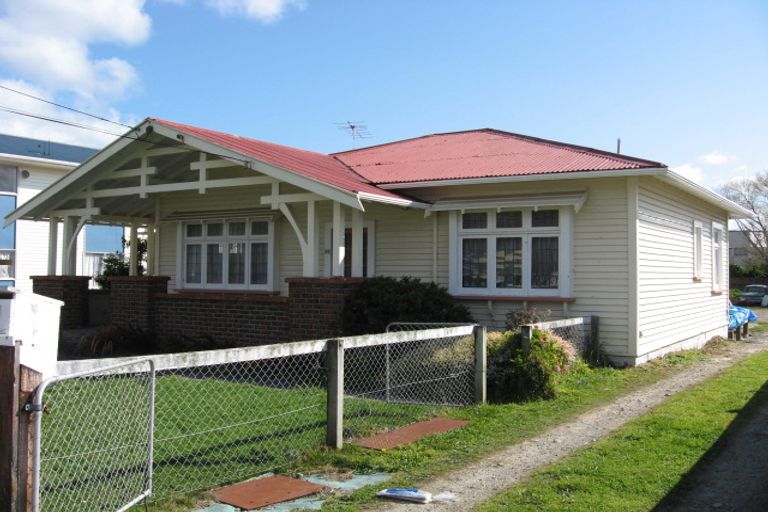 Photo of property in 34 Leighton Avenue, Waiwhetu, Lower Hutt, 5010