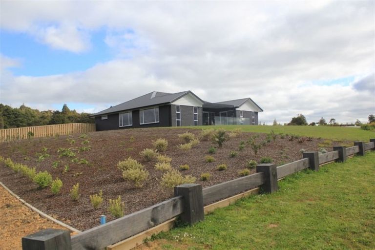 Photo of property in 130 Karanui Road, Te Kamo, Kamo, 0185