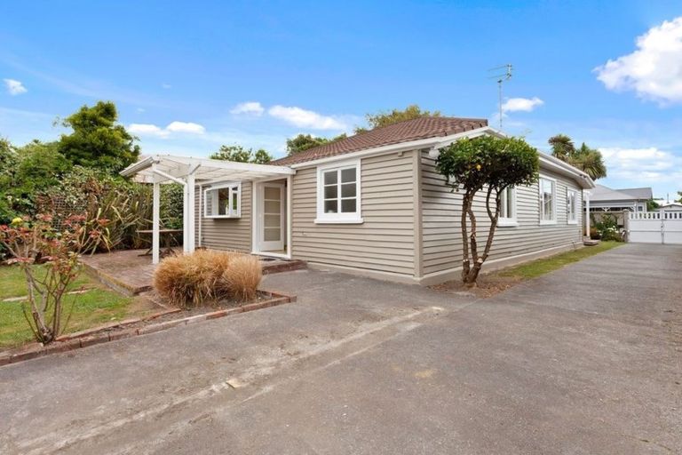 Photo of property in 96 Birdwood Avenue, Beckenham, Christchurch, 8023