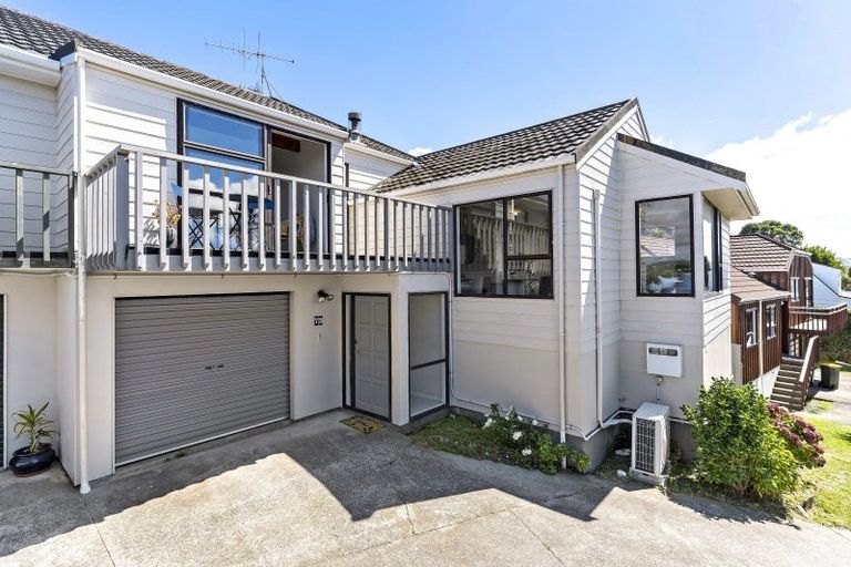 Photo of property in 7b Tregony Place, Camborne, Porirua, 5026