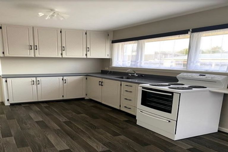 Photo of property in 1/53 Glenmore Avenue, Casebrook, Christchurch, 8051