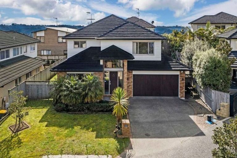 Photo of property in 12 Bur Oak Terrace, Schnapper Rock, Auckland, 0632