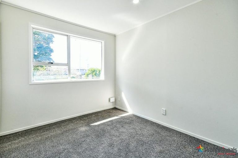 Photo of property in 84 Ferndown Avenue, Papatoetoe, Auckland, 2025