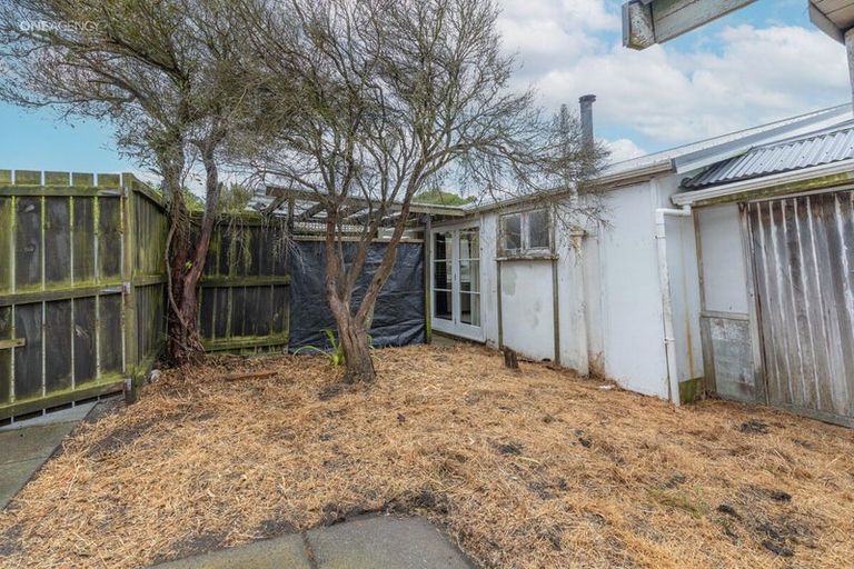 Photo of property in 2/6 Drake Street, New Brighton, Christchurch, 8061