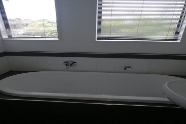 Photo of property in 12a Lawson Place, Hairini, Tauranga, 3112