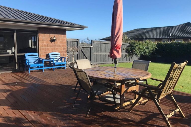 Photo of property in 13 Jules Crescent, Bell Block, New Plymouth, 4312