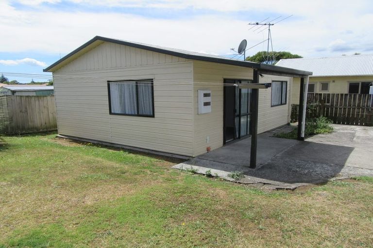 Photo of property in 9 Clayton Road, Manurewa, Auckland, 2102