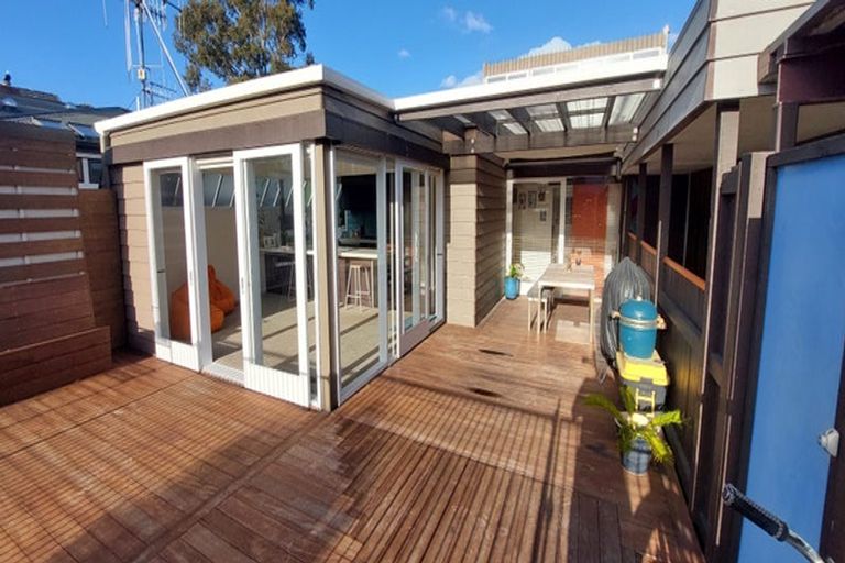 Photo of property in 19 Stratford Place, Otumoetai, Tauranga, 3110