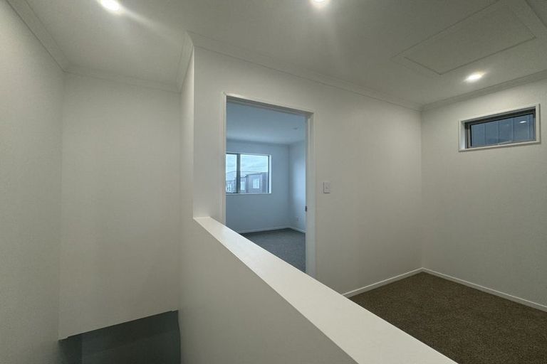 Photo of property in 49 Ngae Place, Mangere East, Auckland, 2024