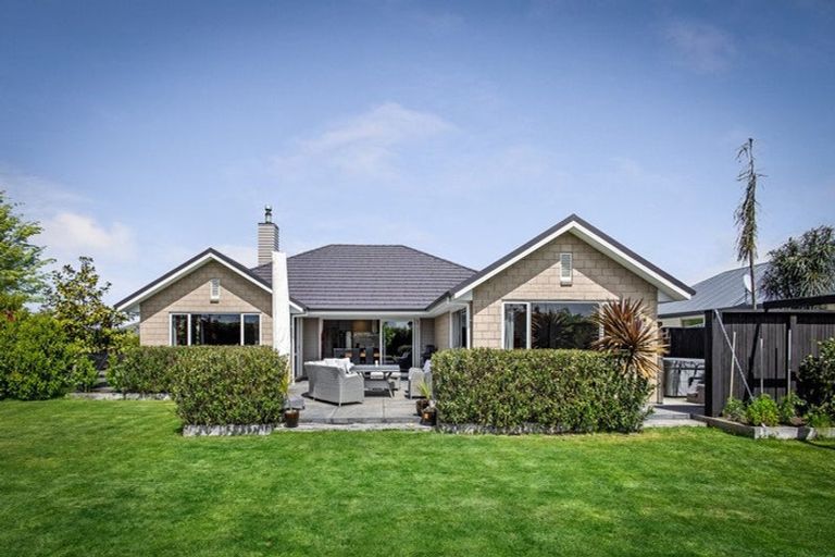 Photo of property in 11 Simms Lane, West Melton, 7618