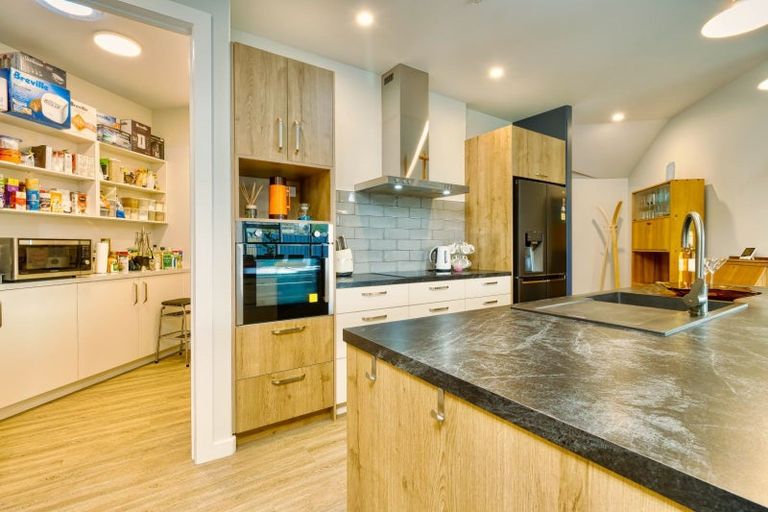 Photo of property in 180 Riverbend Road, Maraenui, Napier, 4110