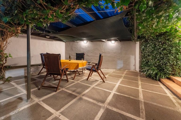 Photo of property in 13 Kenilworth Grove, Silverstream, Upper Hutt, 5019