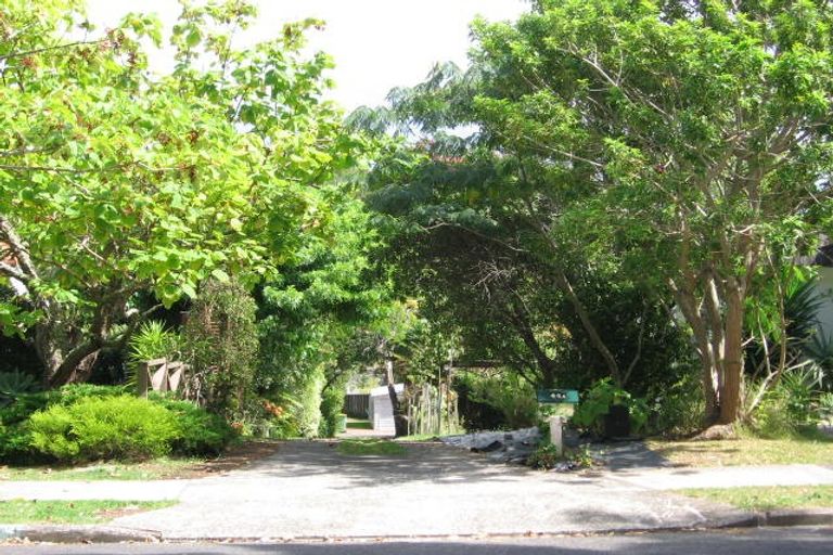 Photo of property in 1/44 Waiau Street, Torbay, Auckland, 0630