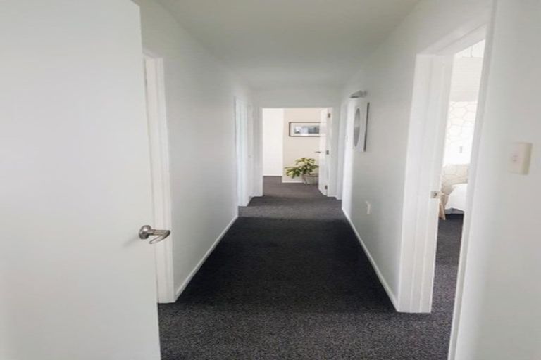 Photo of property in 3 Kipling Drive, Whalers Gate, New Plymouth, 4310