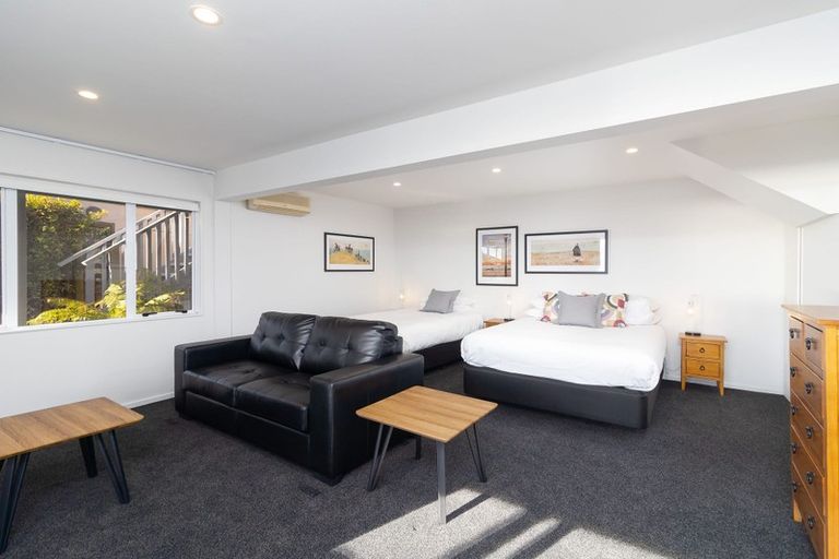 Photo of property in 52 Coster Street, Enner Glynn, Nelson, 7011