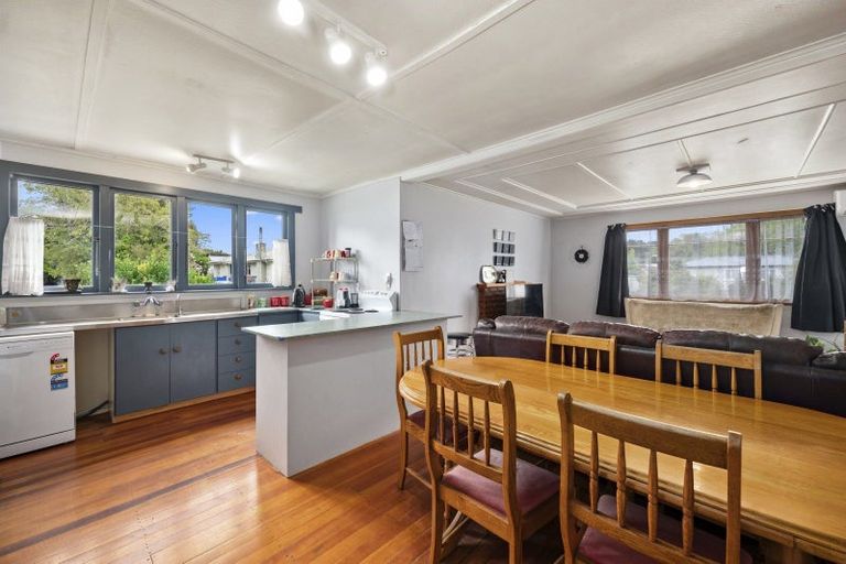 Photo of property in 14 Hillsview Crescent, Taumarunui, 3920
