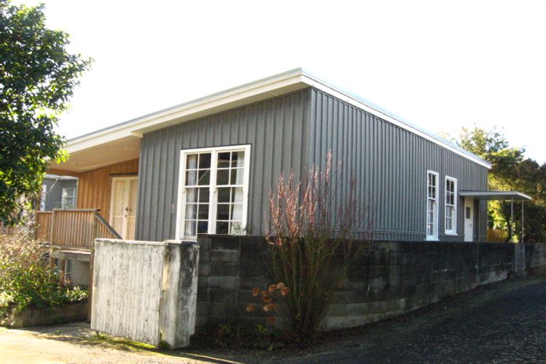 Photo of property in 80 Queen Street, North Dunedin, Dunedin, 9016