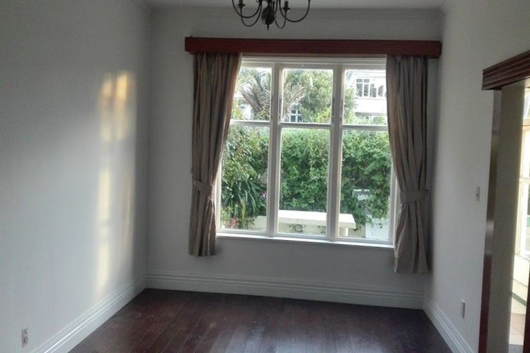 Photo of property in 71 Majoribanks Street, Mount Victoria, Wellington, 6011