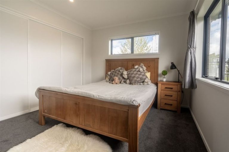 Photo of property in 1 Cable Lane, Halswell, Christchurch, 8025