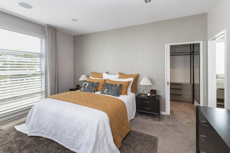 Photo of property in 55 Merivale Lane, Merivale, Christchurch, 8014