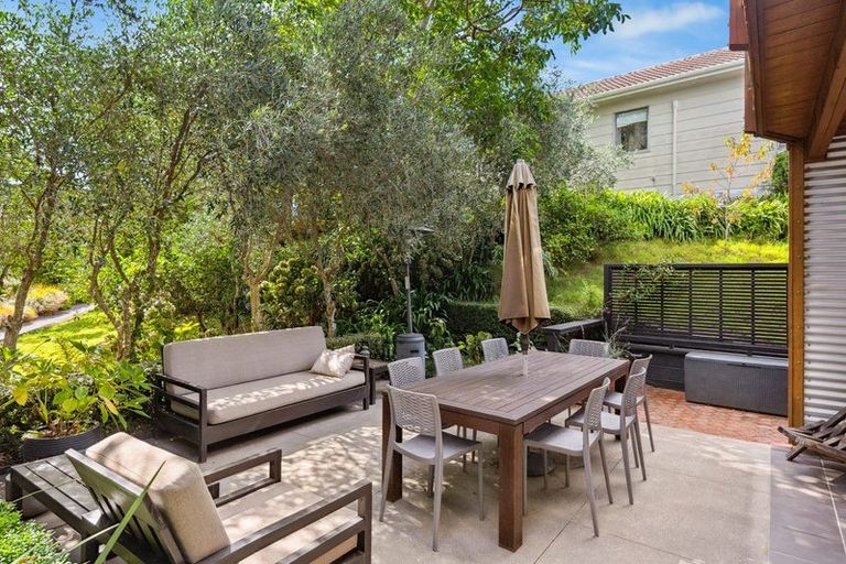 Photo of property in 2 Fiesta Grove, Raumati Beach, Paraparaumu, 5032