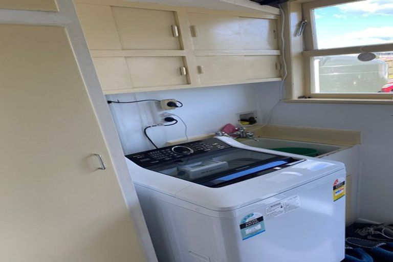 Photo of property in 15 Craig Road, Maraetai, Auckland, 2018