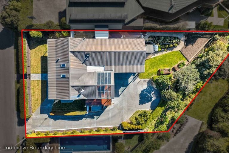Photo of property in 37 Hikanui Drive, Havelock North, 4130