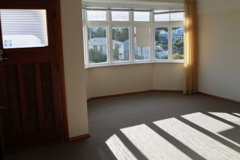 Photo of property in 173 Ohiro Road, Brooklyn, Wellington, 6021