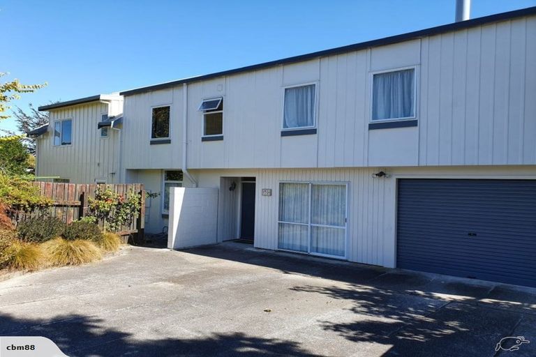 Photo of property in 70 Rainbow Drive, Rainbow Point, Taupo, 3330