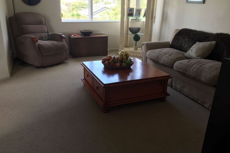 Photo of property in 51 Westpark Drive, West Harbour, Auckland, 0618
