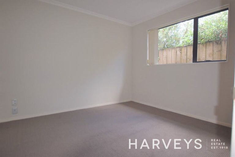 Photo of property in 16b Airdrie Road, Ranui, Auckland, 0612