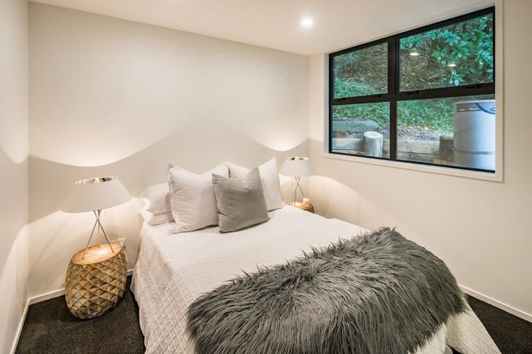 Photo of property in 14 Appleton Place, Karori, Wellington, 6012