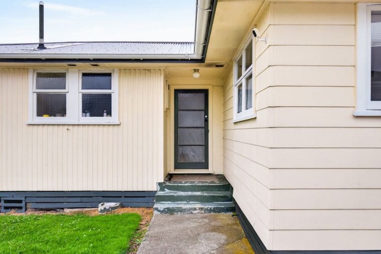 Photo of property in 5 Neal Crescent, Onekawa, Napier, 4110