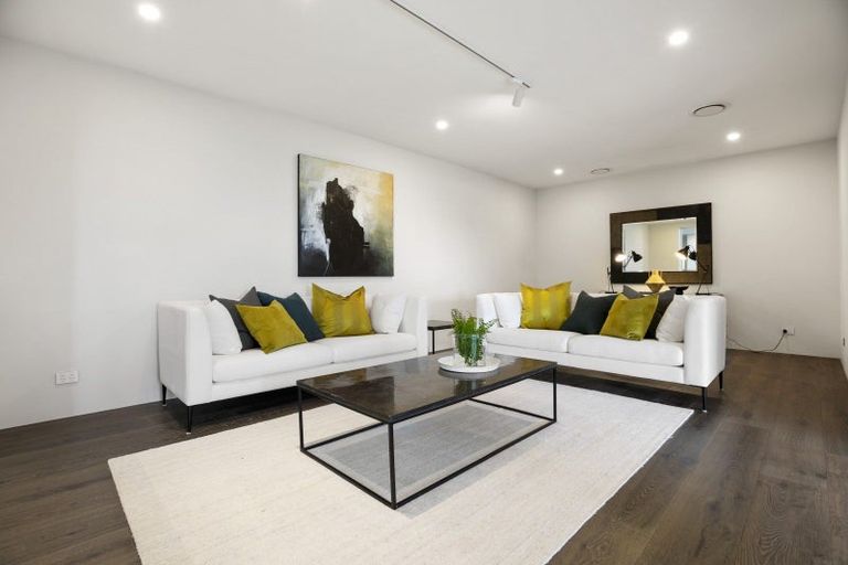 Photo of property in 10 Okahu Street, Orakei, Auckland, 1071