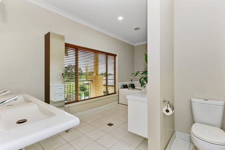Photo of property in 64 Houghton Road, Ngahinapouri, Hamilton, 3290