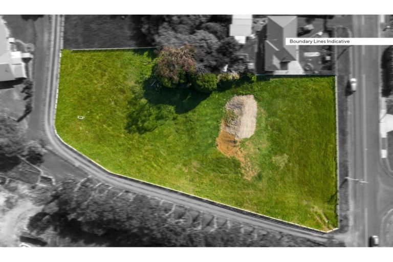 Photo of property in 25 Colombo Road, Waiuku, 2123